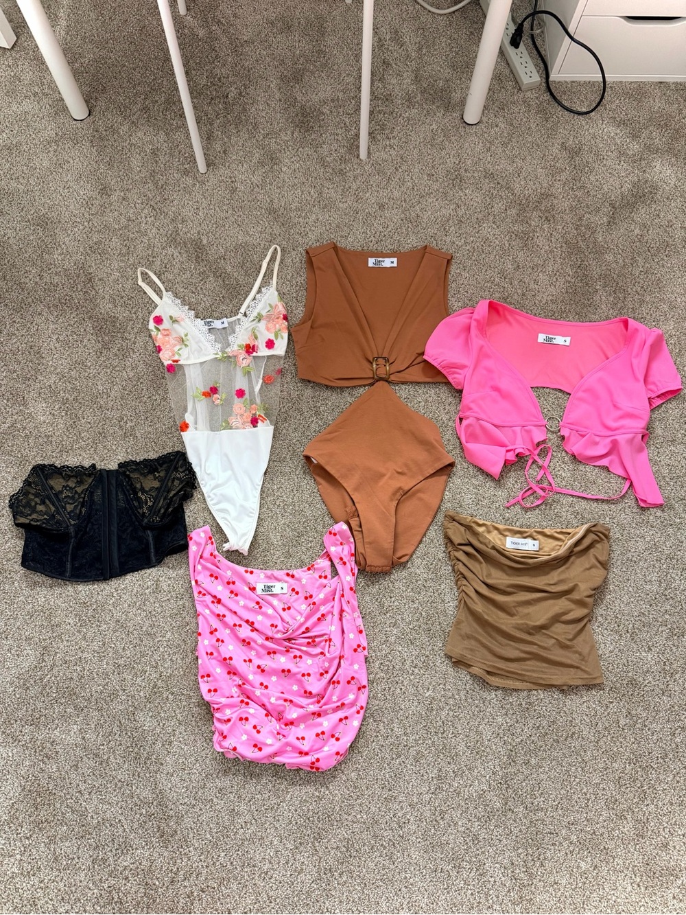 Tiger Mist Tops